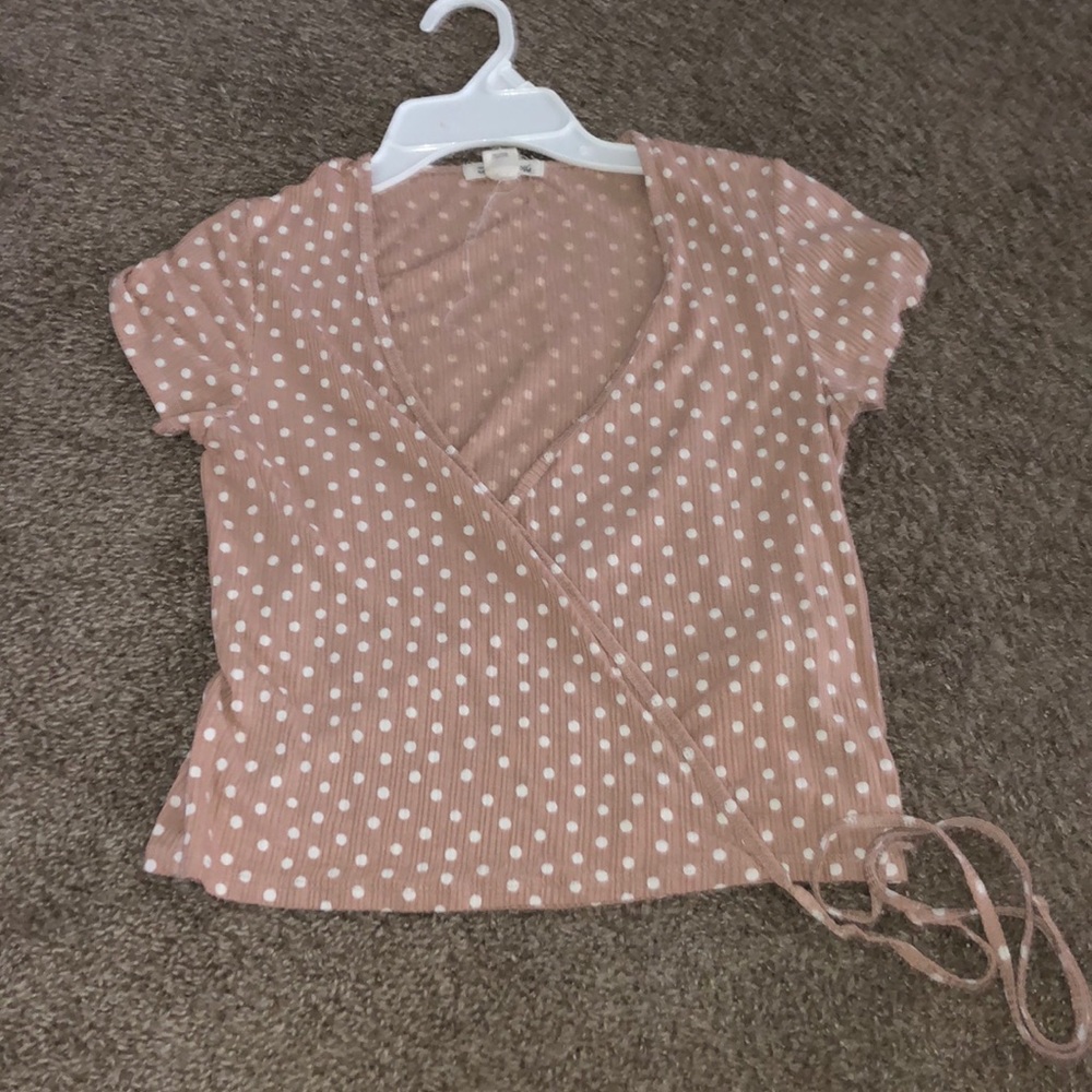 billibong polkadot cross over shirt